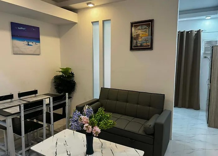 Belle Place At Royal Ocean Crest Mactan Tower A Unit 0808 With Balcony *